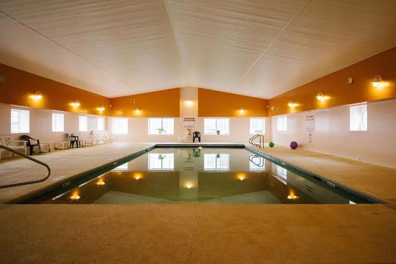 Отель Taber Inn