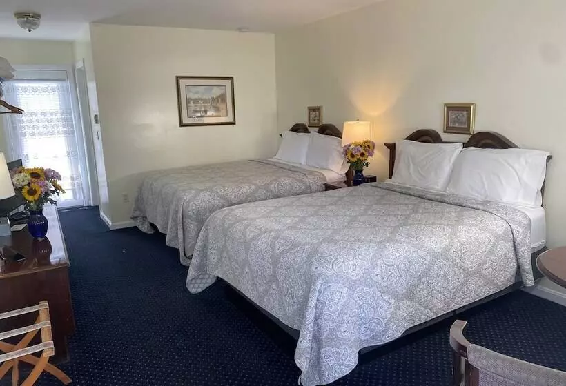 Отель Taber Inn