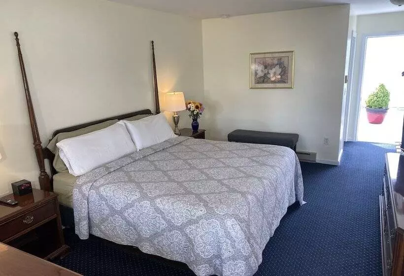 Отель Taber Inn