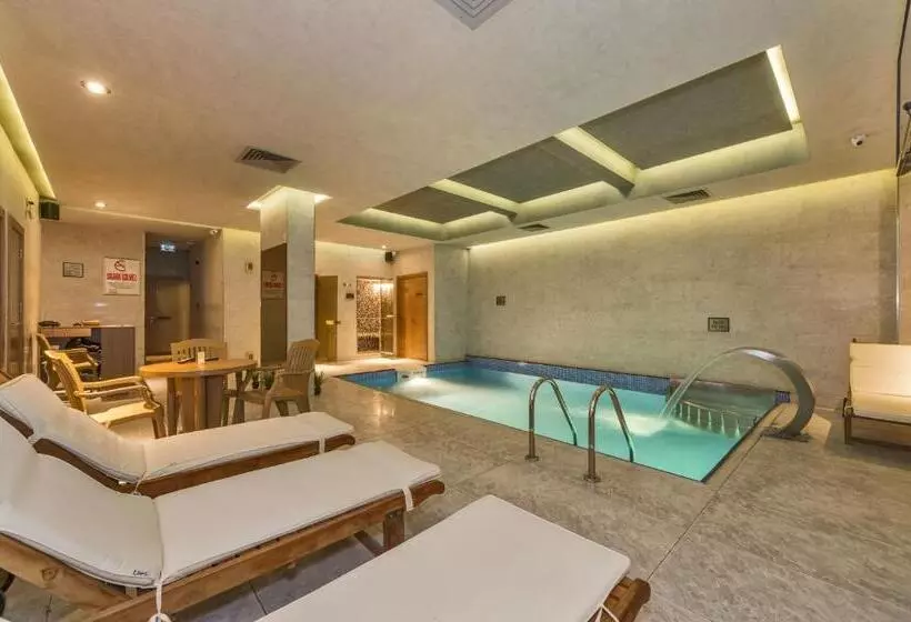 The Meretto Hotel Istanbul Old City