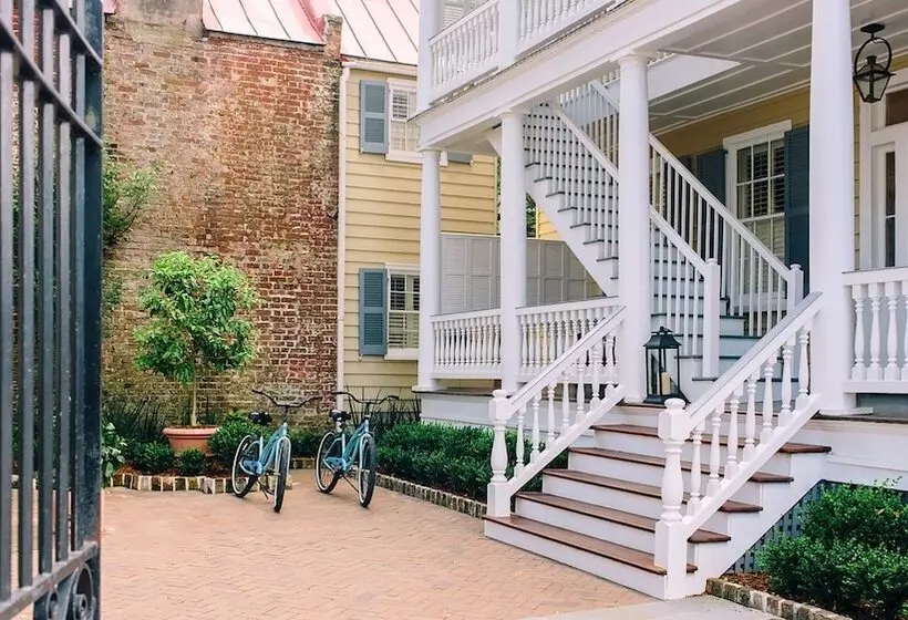 فندق Zero George