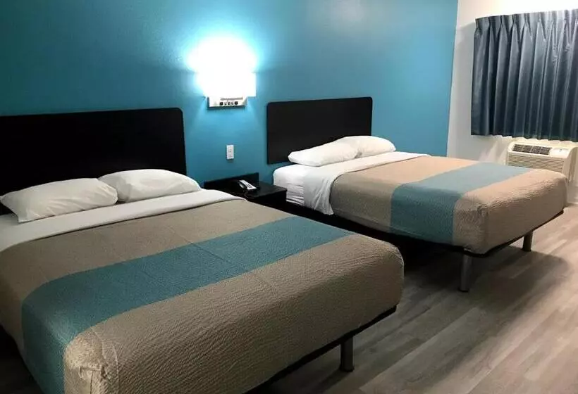 Motel 6 Metropolis, Il