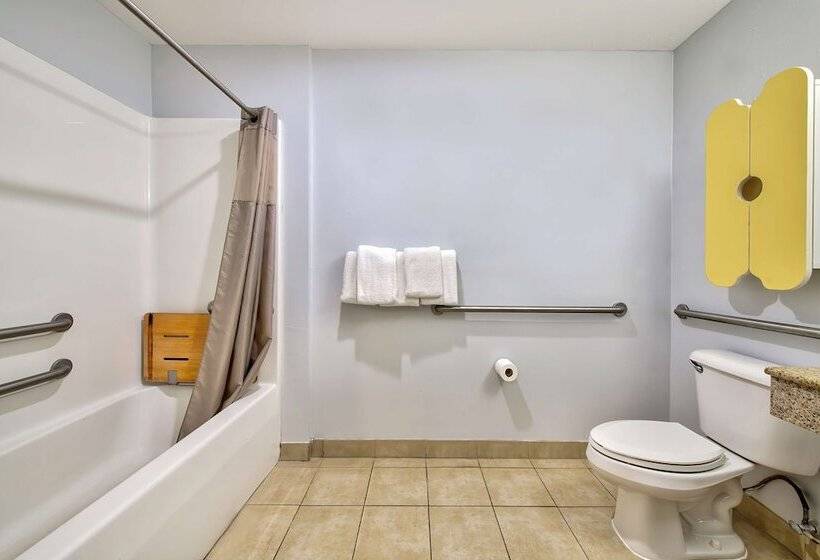 Motel 6eagle Pass, Tx  Lakeside