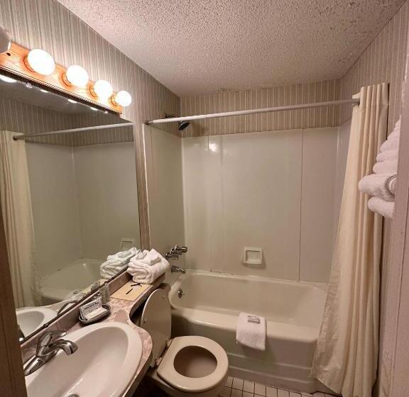 מוטל Maple Leaf Inn Lake Placid