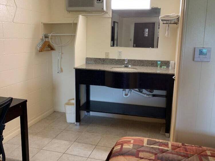 فندق على الطريق Scottish Inns Tonawanda