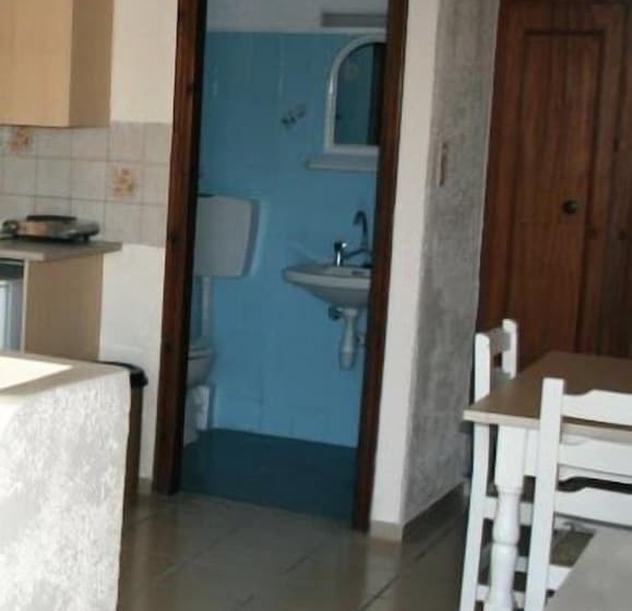 Semiramis Piskopiano By Checkin