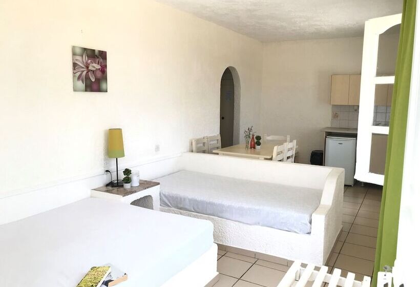 Semiramis Piskopiano By Checkin