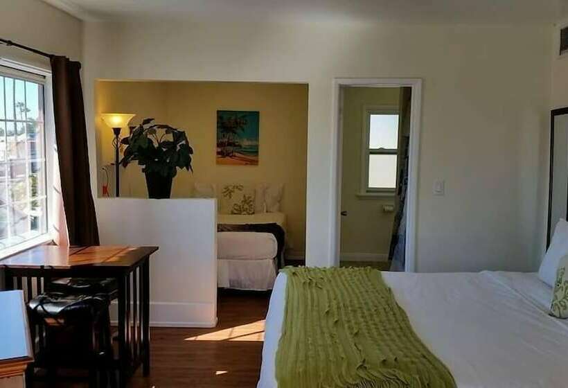 The Patriots Boutique Motel