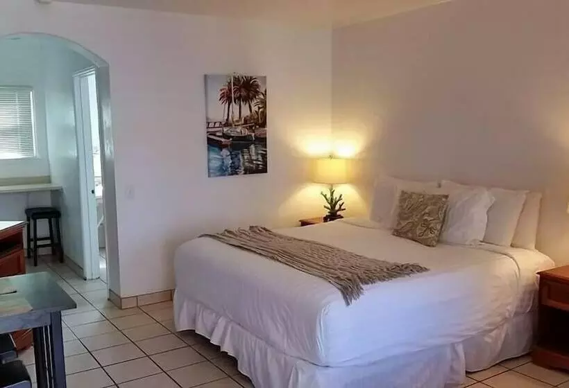 The Patriots Boutique Motel