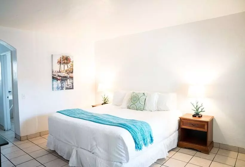 The Patriots Boutique Motel