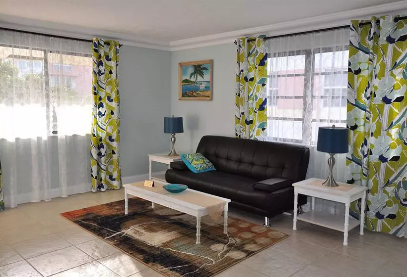 Hotel Playa Aqualina Guesthouse