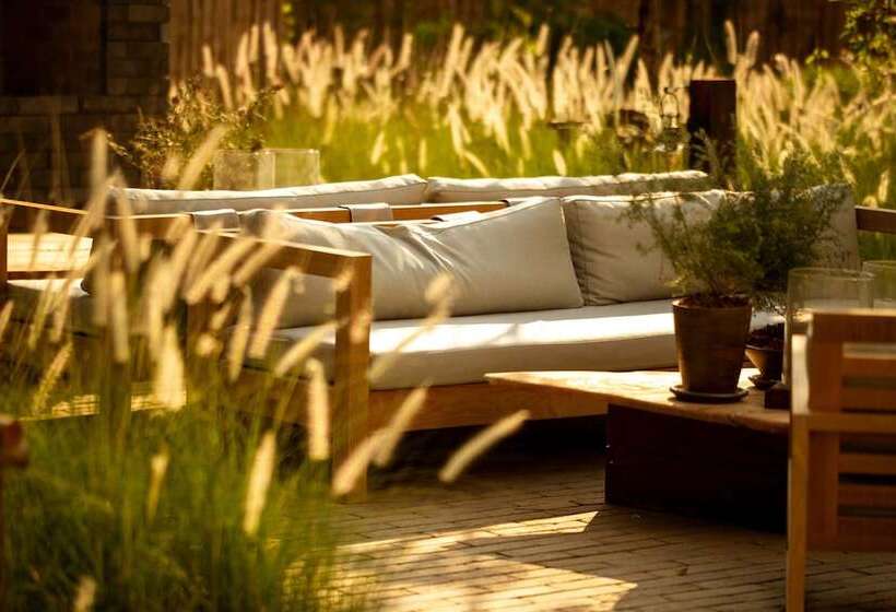 Отель Roukh Kiri Khaoyai, The Centara Collection