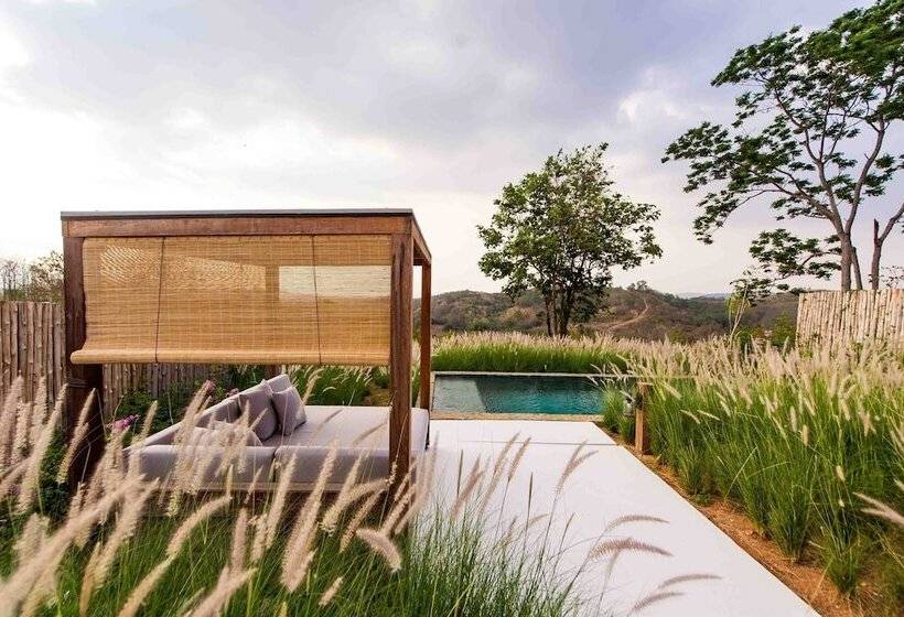 Отель Roukh Kiri Khaoyai, The Centara Collection