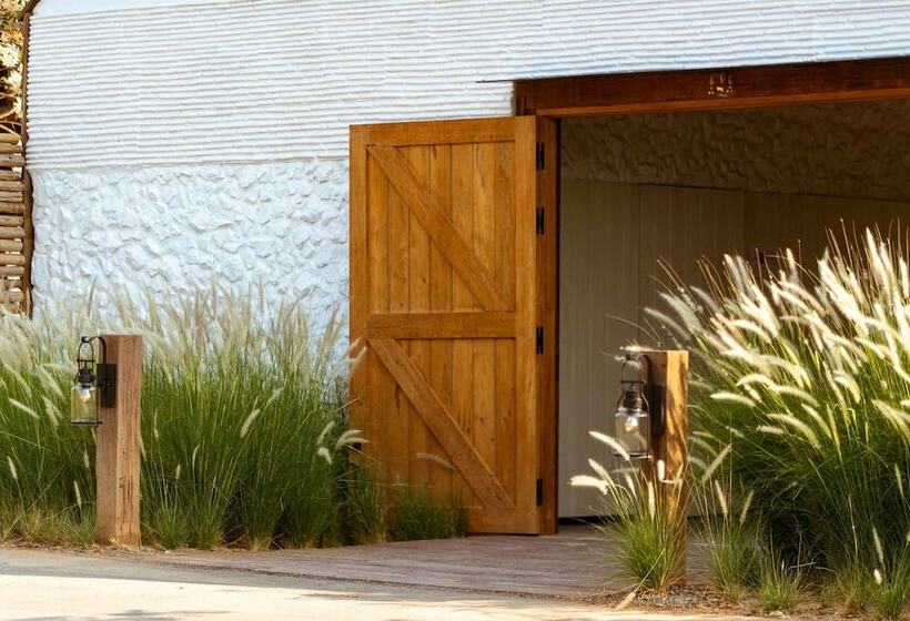 Отель Roukh Kiri Khaoyai, The Centara Collection