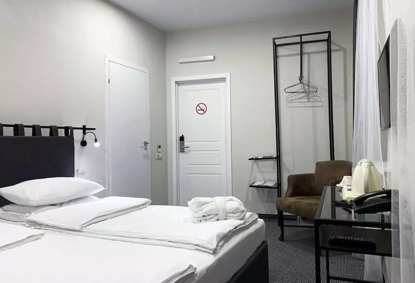 هتل Novy Arbat Residence