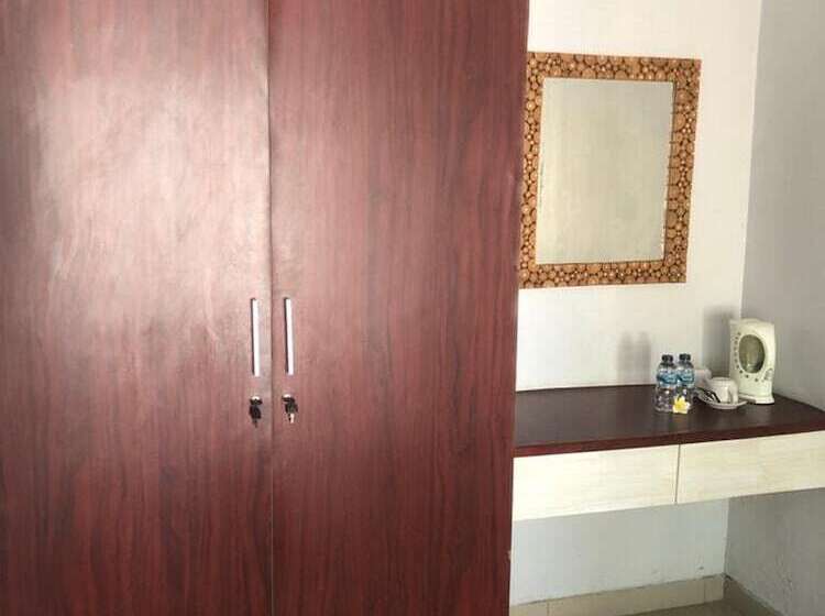 בית מלון כפרי Reddoorz Near Jimbaran Beach 2