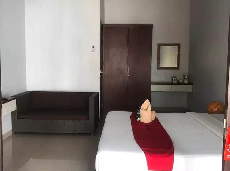 ホテル Reddoorz Near Jimbaran Beach 2