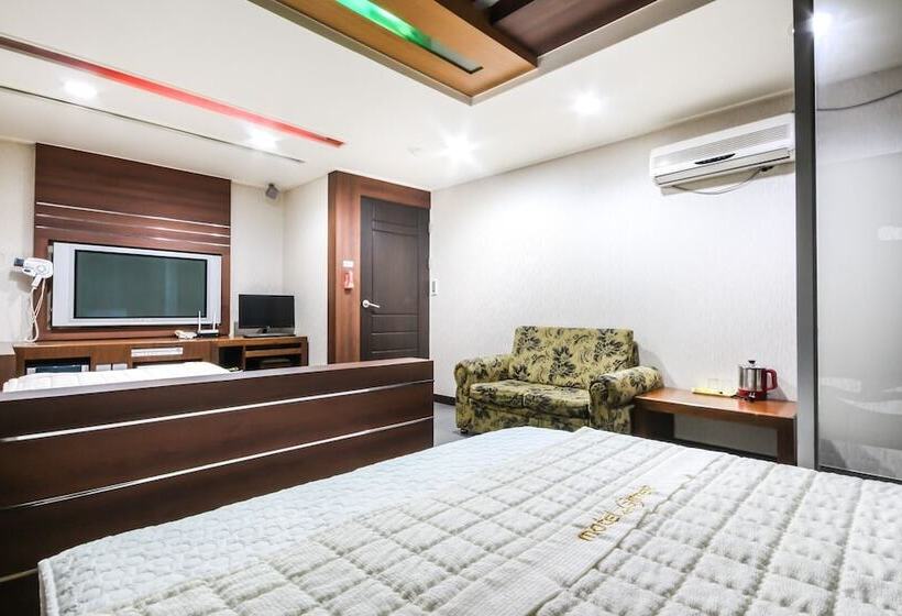 Motel Geochang Enter