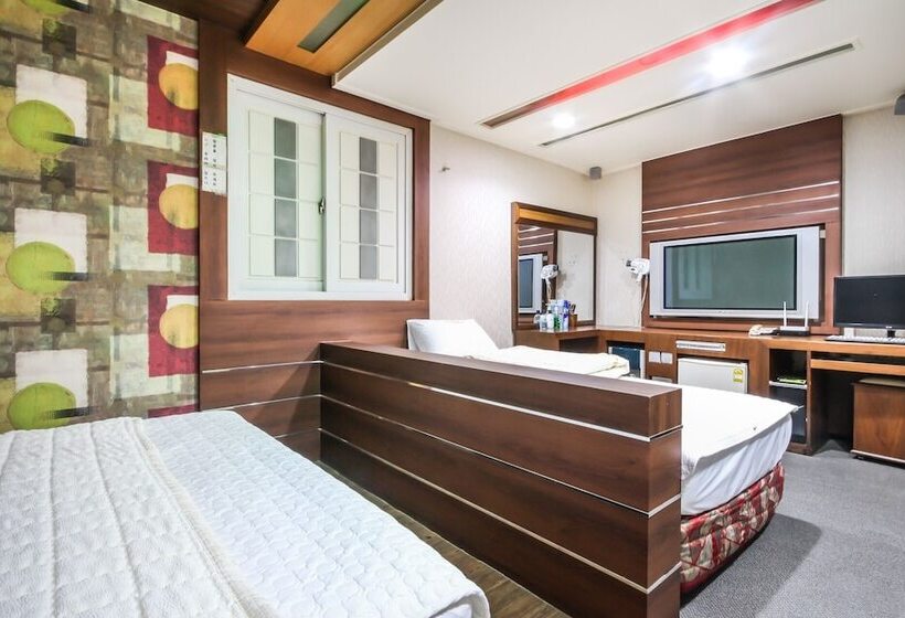 Motel Geochang Enter