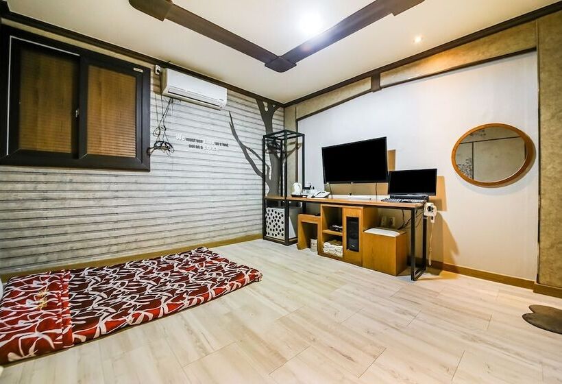 Samcheok Chungil Motel