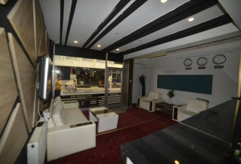 Grand Efe Otel