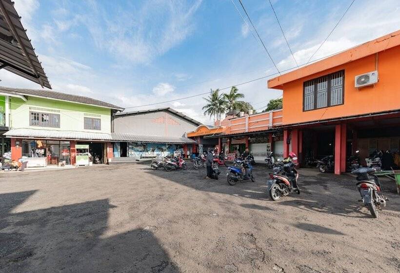 פנסיון Formerly Reddoorz Resort Syariah Jaya Tirta Abadi