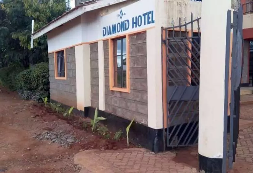 پانسیون Robert's Village Inn