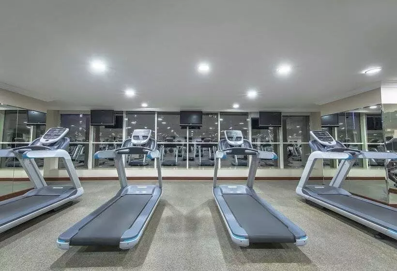 Ezdan Hotel & Residence