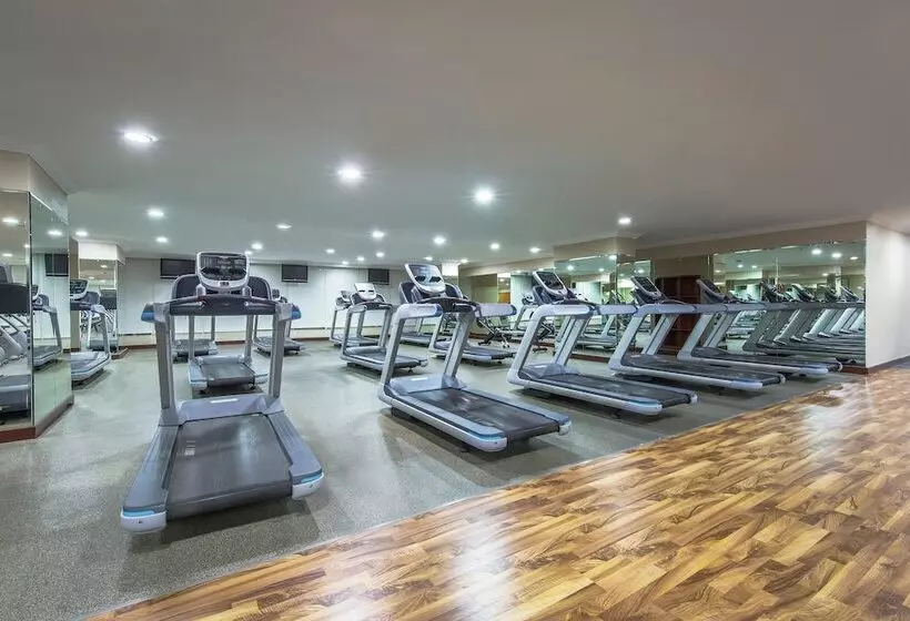 Ezdan Hotel & Residence