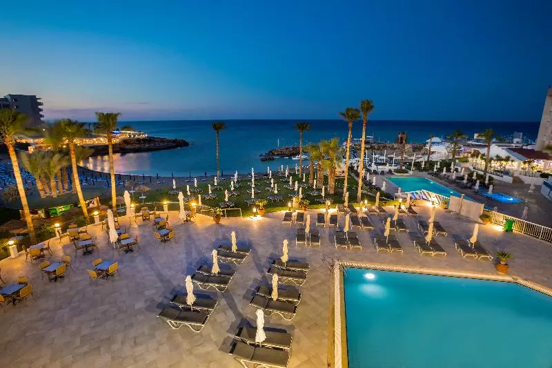 Infinity Blu   Designed For Adults By Louis Hotels