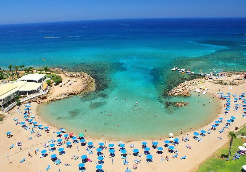 Infinity Blu   Designed For Adults By Louis Hotels