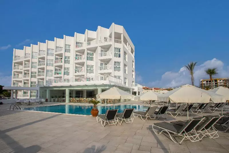 Infinity Blu   Designed For Adults By Louis Hotels