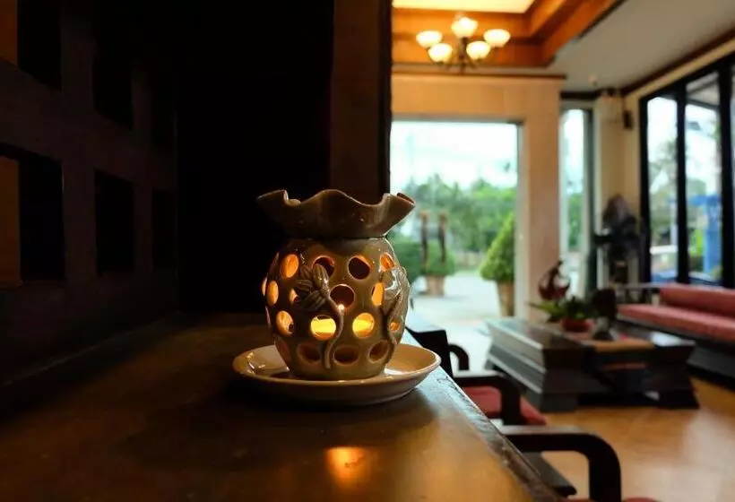 בית מלון כפרי Lanta Mermaid Boutique House