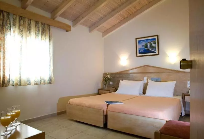 Lefko Hotel & Apartments