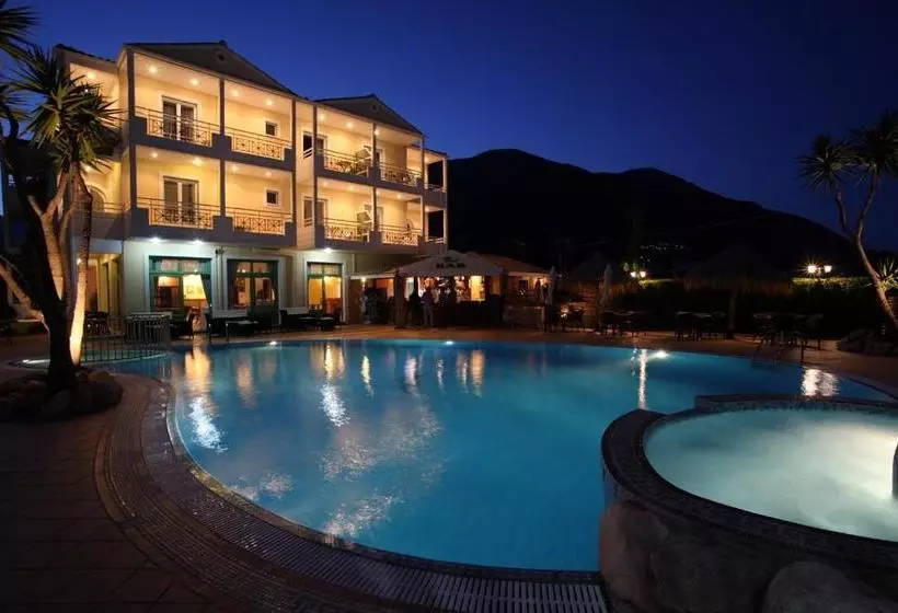 Lefko Hotel & Apartments