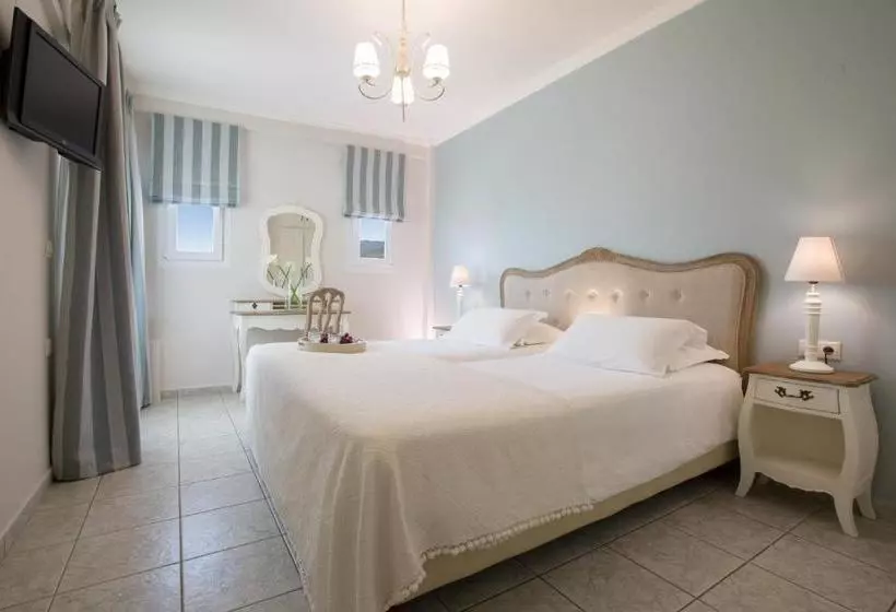 Lefko Hotel & Apartments