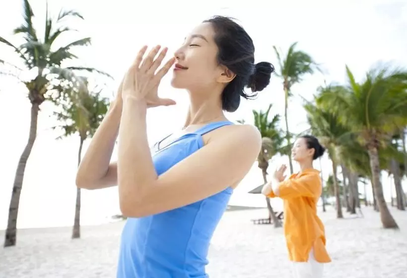 هتل Sanya Luhuitou Resort & Spa