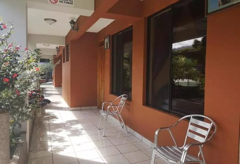 Отель Nido Del Halcón