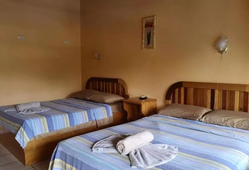 Отель Nido Del Halcón