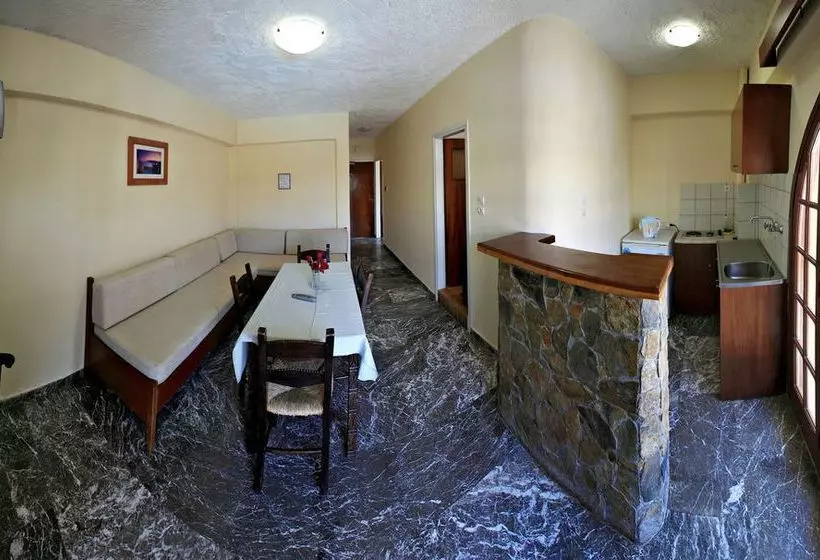 فندق Paradise Apartments