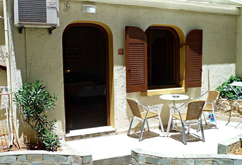 בית מלון כפרי Paradise Apartments