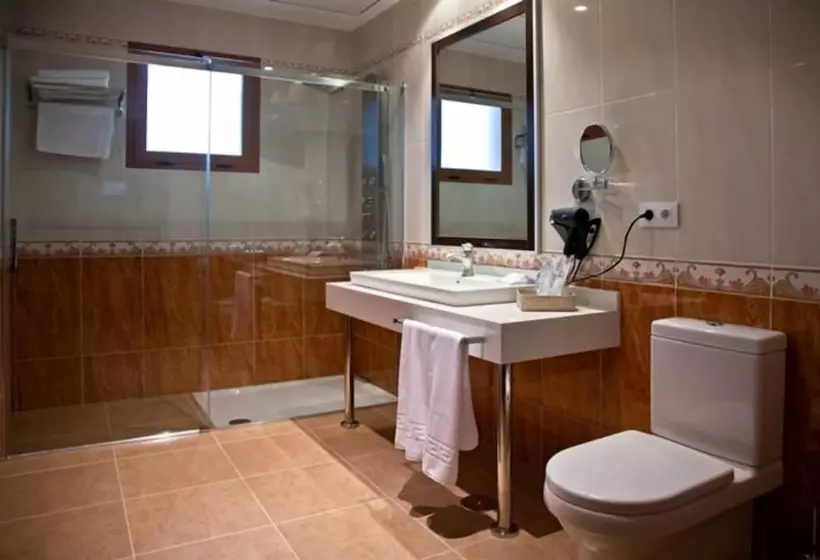 هتل روستایی Rural Quinto Cecilio