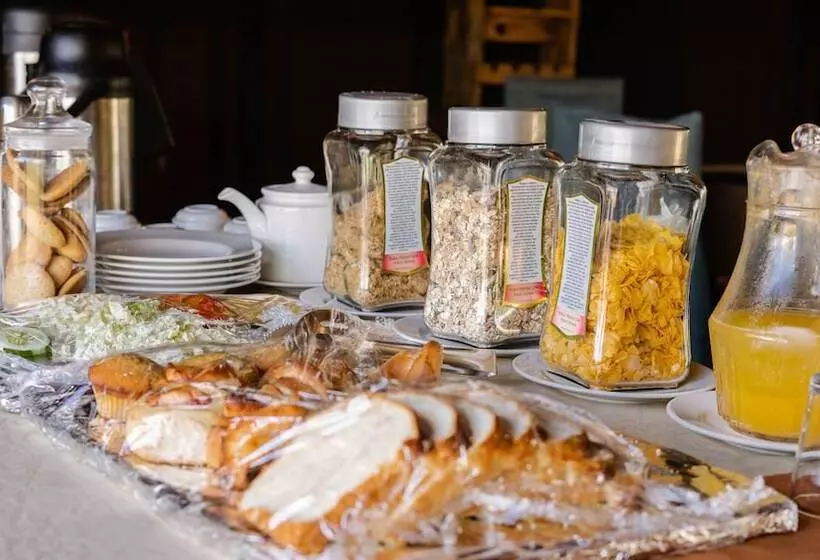 هتل Serengeti Migration Camp