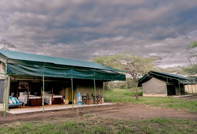 ホテル Serengeti Migration Camp