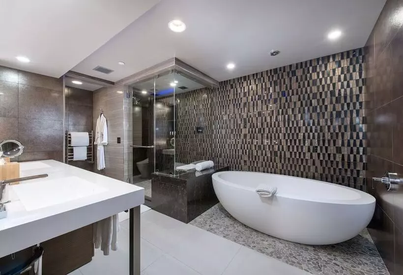 Shade Hotel Manhattan Beach