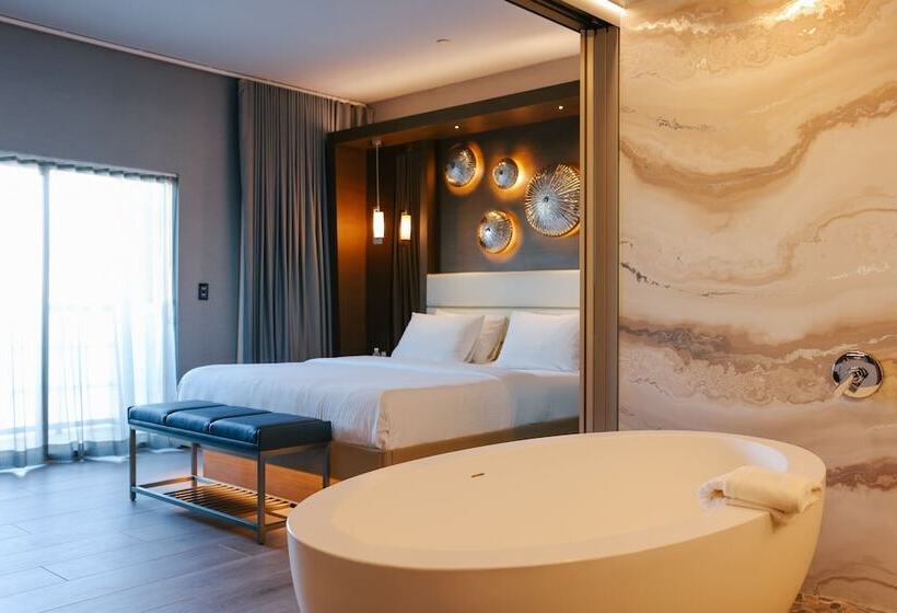 Shade Hotel Manhattan Beach