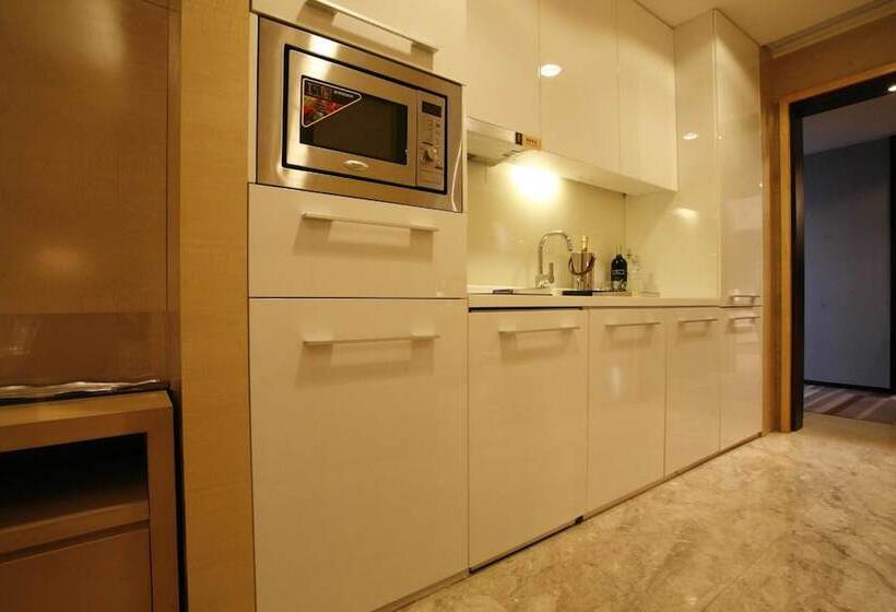 فندق Silin Residence Poly World Trading Center