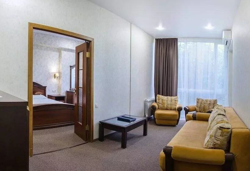 فندق Sochi Breeze Spa