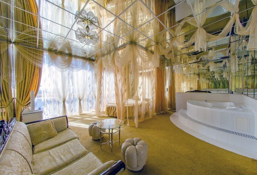 בית מלון כפרי Sochi Breeze Spa