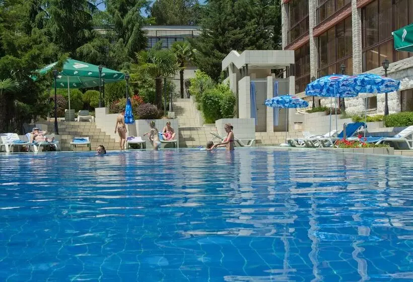 فندق Sochi Breeze Spa